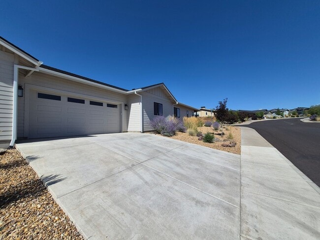 Photo - 3783 SW 47th St Unit 1