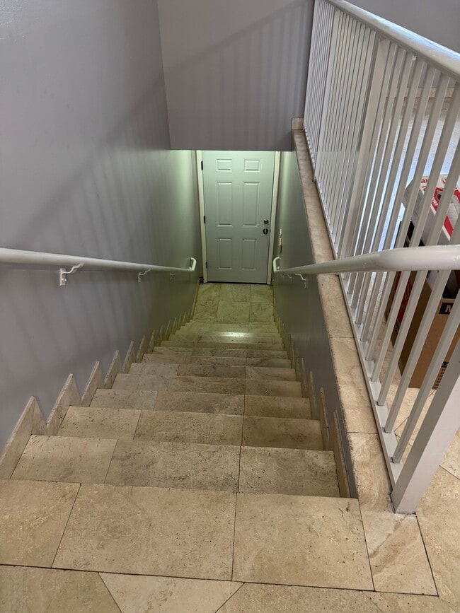 Building Photo - 6911 W 36th Ave Unit 204