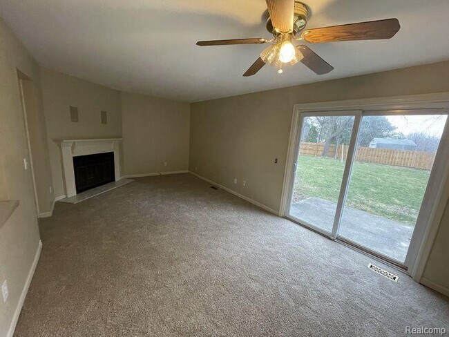 Photo - 8484 Pepper Ridge Dr