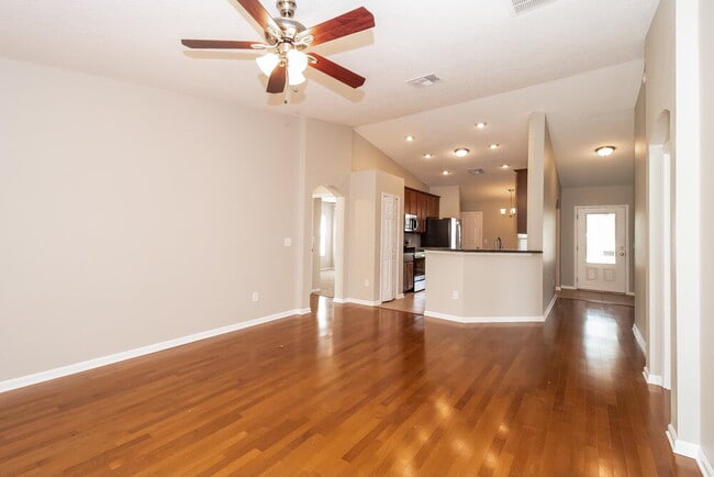 Photo - 16247 Magnolia Grove Way