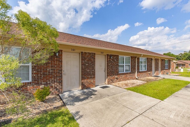Building Photo - Jackson Rental