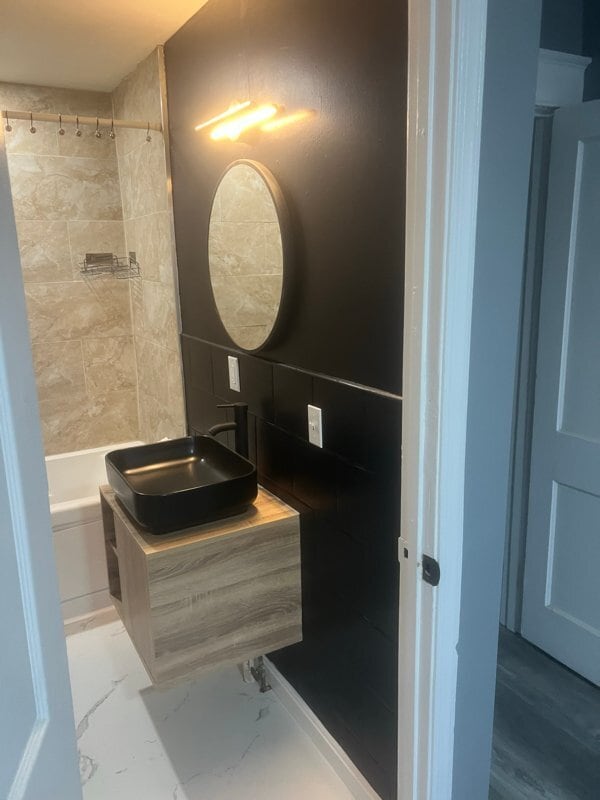 Building Photo - 2311 W Lexington St