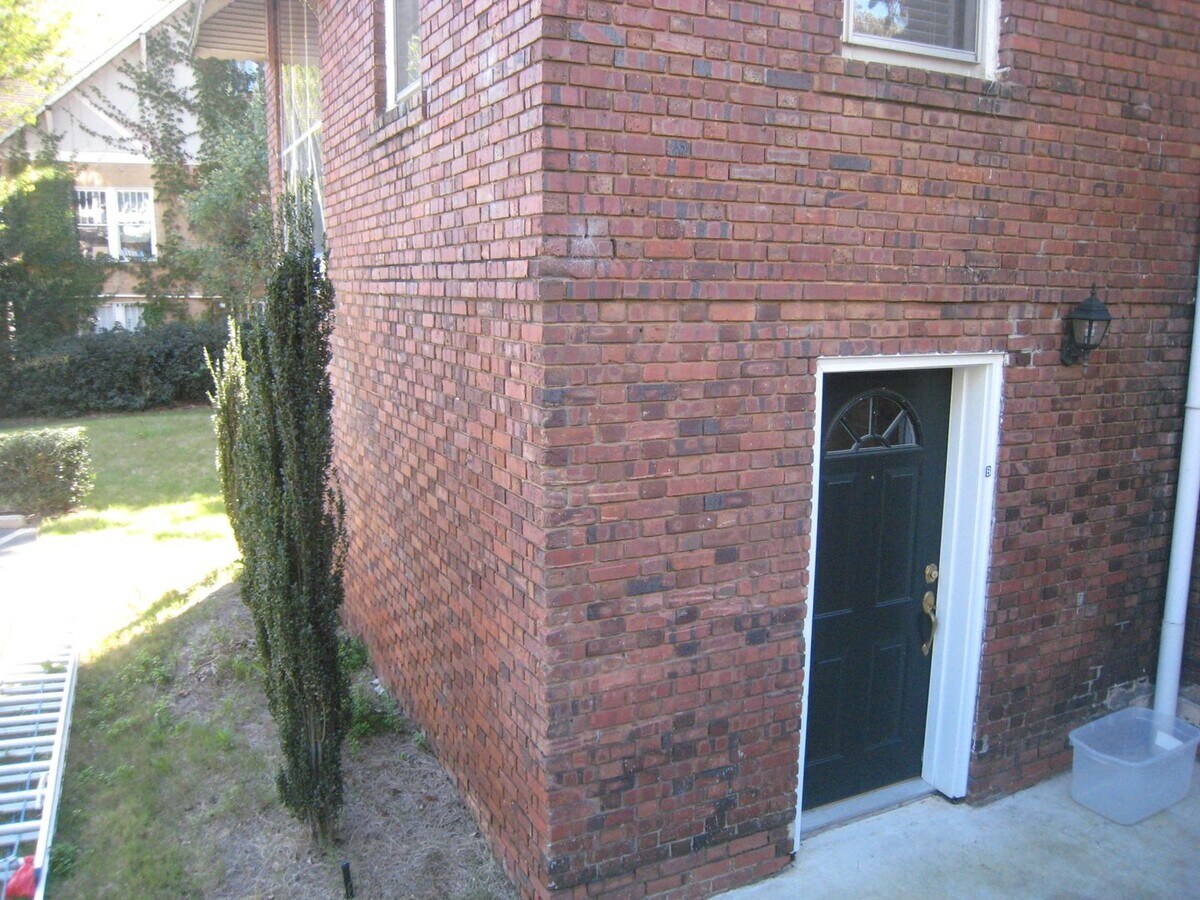 2 Bed 2 bath house on South Milledge Ave House Rental in Athens, GA