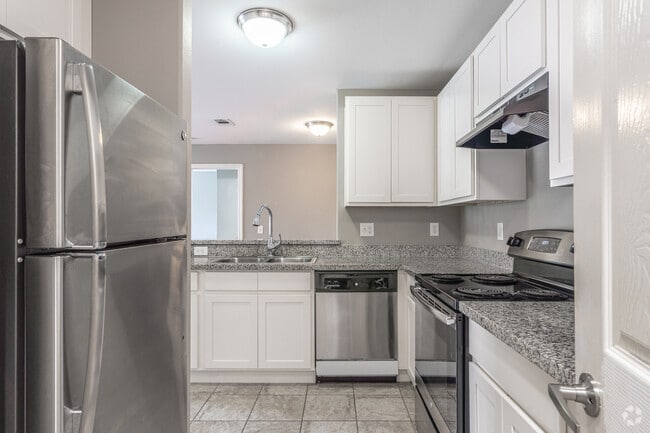 Interior Photo - Henderson Gove