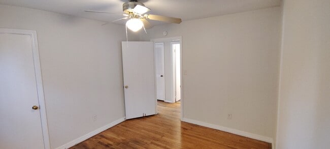 Photo - 1019 28th St SE