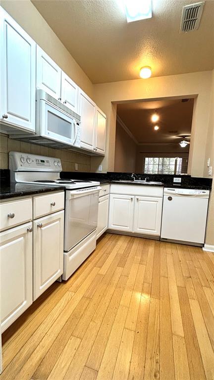 Photo - 4988 NW 43rd Ave