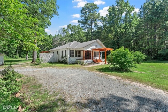 Photo - 3 Bedroom 2 Bathroom Home in Plain Dealing