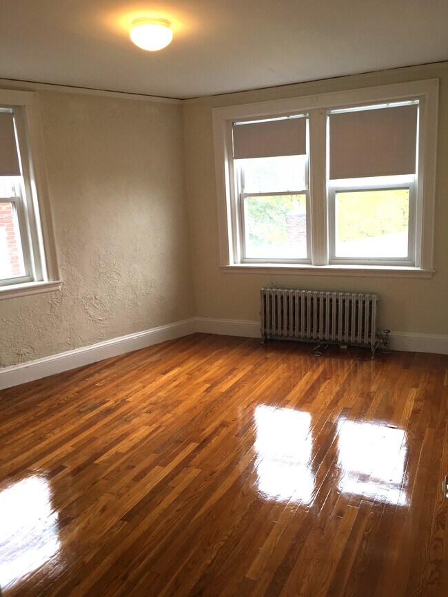 Photo - 2035 Commonwealth Ave Unit 4