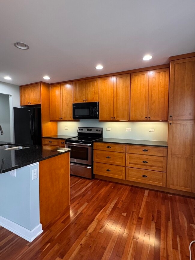 Photo - 717 Strom Dr Unit 3A