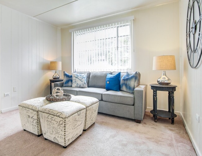 Photo - Sedgefield Apartments