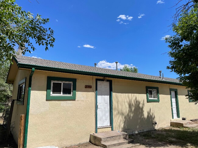 Building Photo - 208 E Missouri Ave Unit 1 Rental