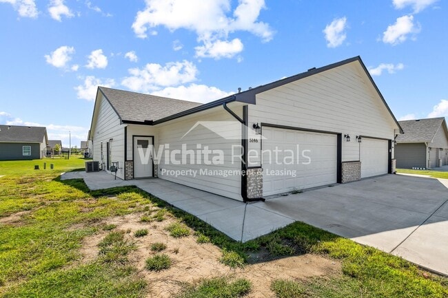 Building Photo - Move-In Ready Duplex in Bel Aire! Rental