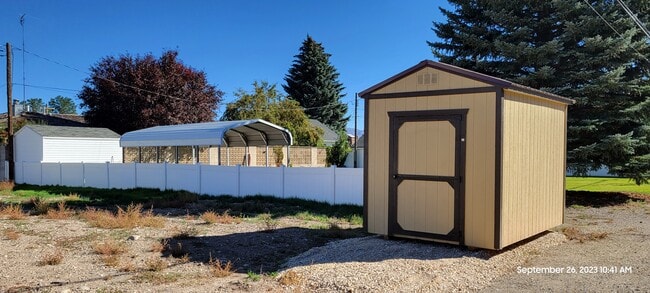 45 S 300 W St