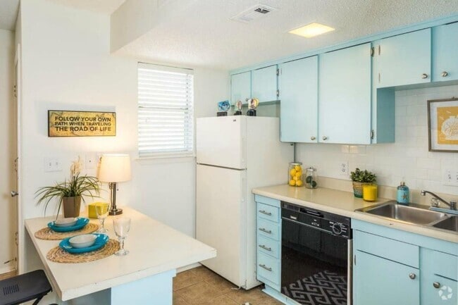 Building Photo - 3405 Helms St Unit 105 Rental