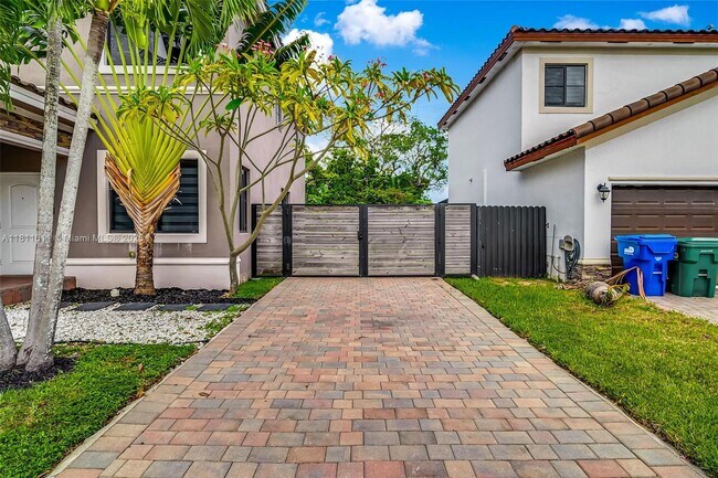 Photo - 23061 SW 114th Path