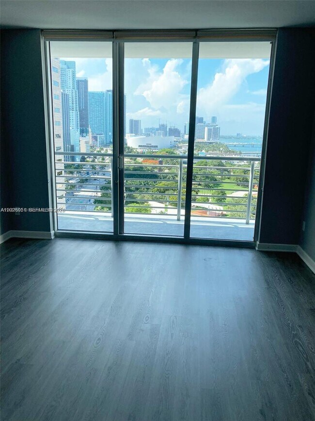 Photo - 325 S Biscayne Blvd Unidad 2022