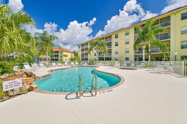 Photo - **Annual Lease -  Naples 2/2Furnished Cond... Unit 205