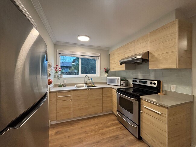 Photo - 10251 Cornerbrook Cres