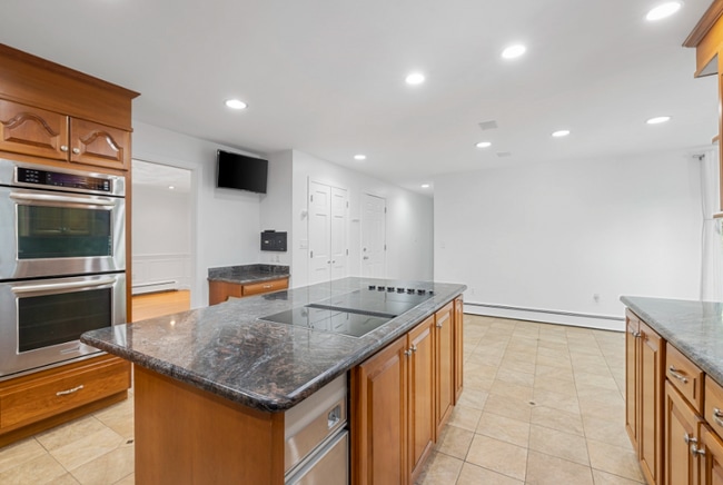 Photo - 31 Coolidge Rd