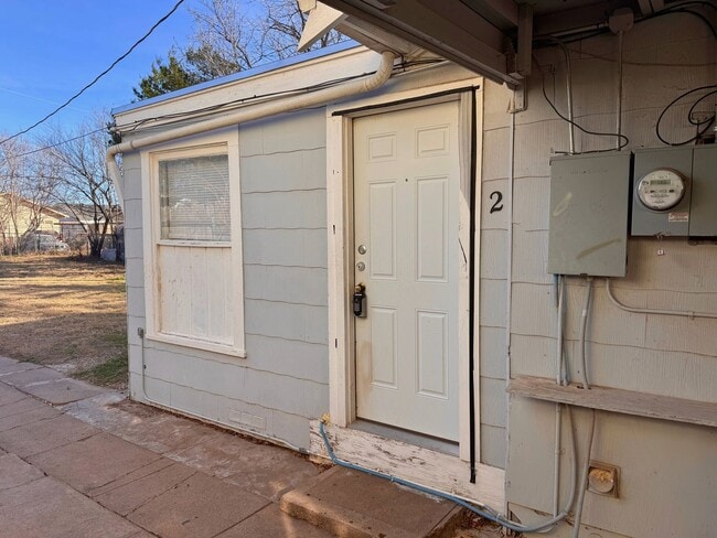 Building Photo - 2130 Ave J Unit Rear