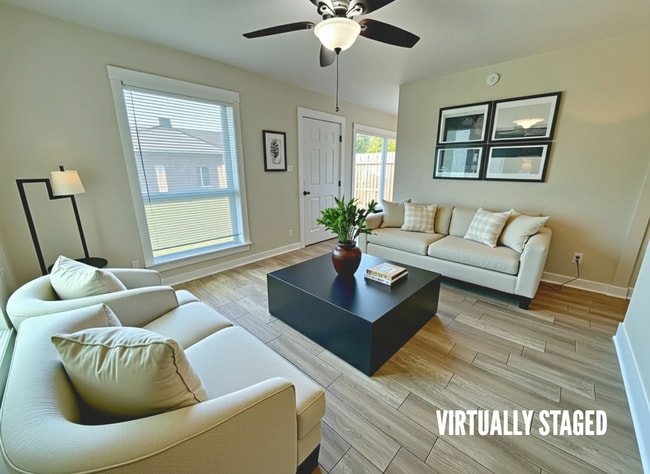 Photo - 2316 Andover Dr Unit 4