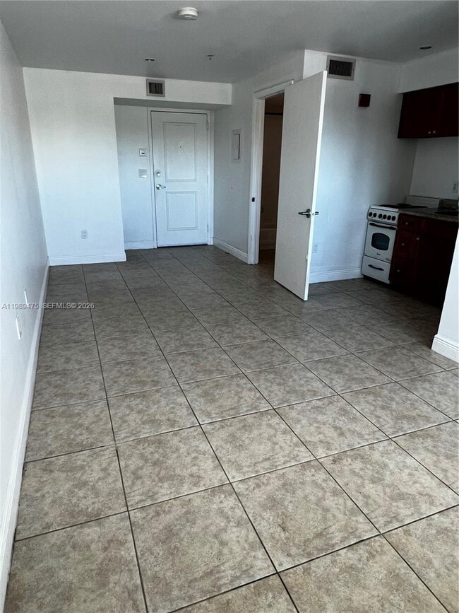 Photo - 5769 SW 72nd St Unidad 5769