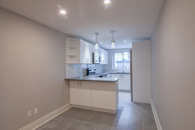 Photo - 3421 Rue Drummond Unité 44