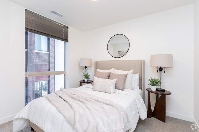 1BR, 1BA - 699SF - Bedroom - The Nest @ Rio Grande