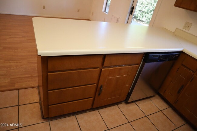 Photo - 2281 S Iris Dr