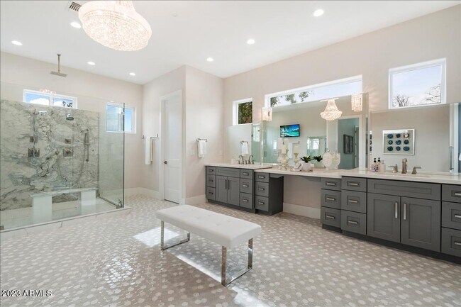 Photo - 13613 N 76th St