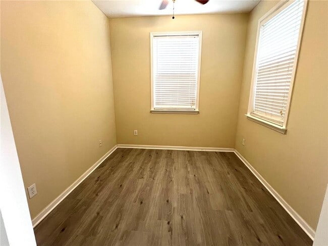 Photo - 247 Hiawassee Dr