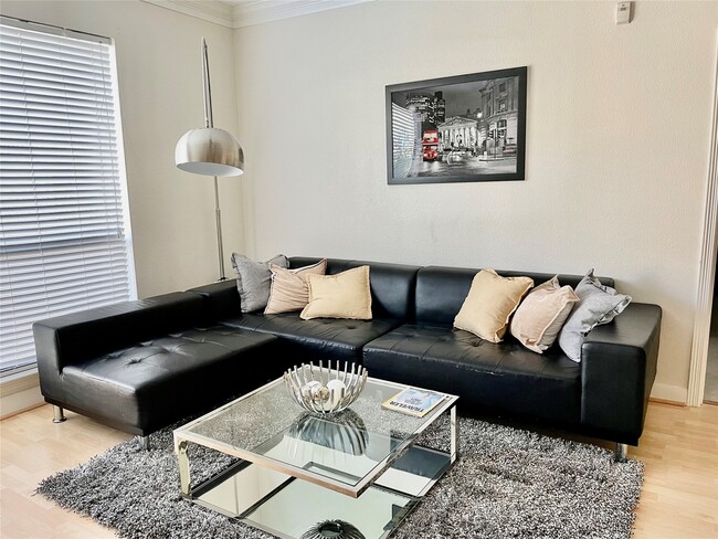 Building Photo - 2299 Lone Star Dr Unit 307