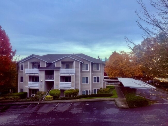 Building Photo - Bokara By The Lake Condo - Renton Unit G236