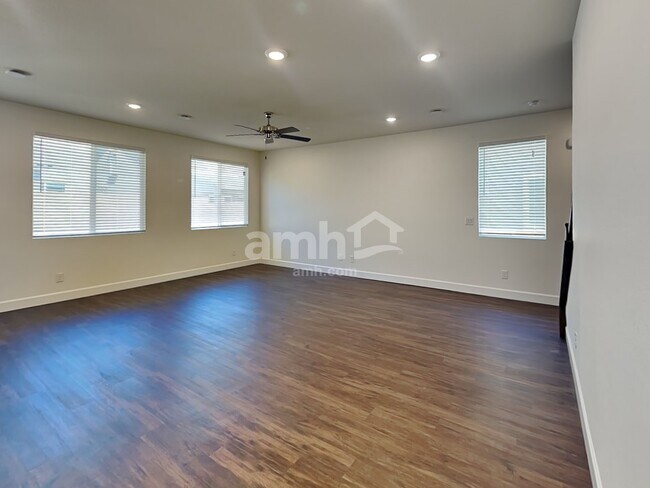 Photo - 8824 Tiger Tooth Ave