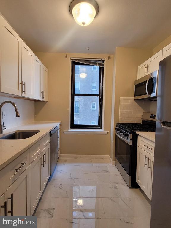 Photo - 135 S 19th St Unidad 908