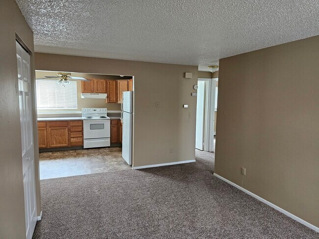 Photo - 1155 Chiricahua Loop Unit 4