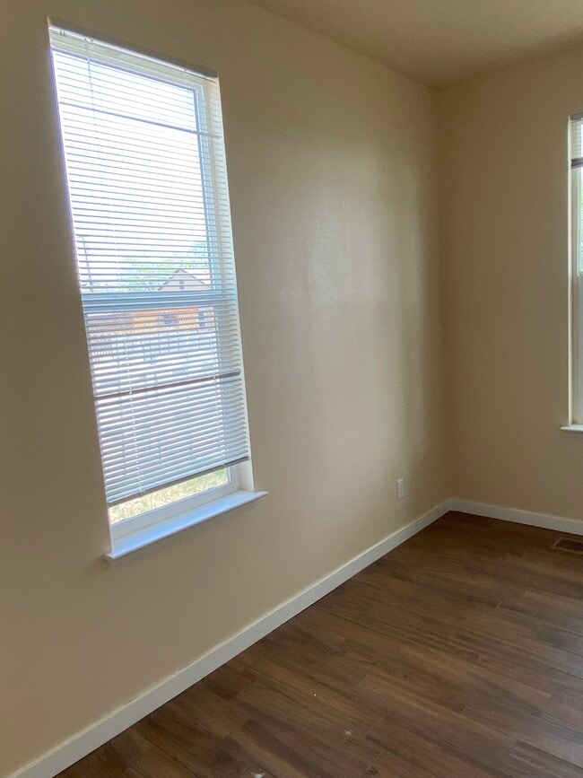 Photo - 70 N Nevada St Unit 70