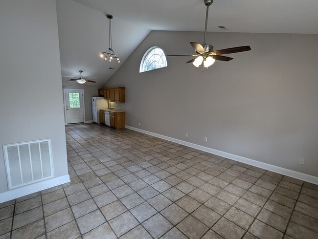 Photo - 138 Cambridge Dr Unit A4