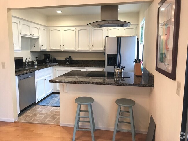 Building Photo - Condo in Grover Heights!  Great Location