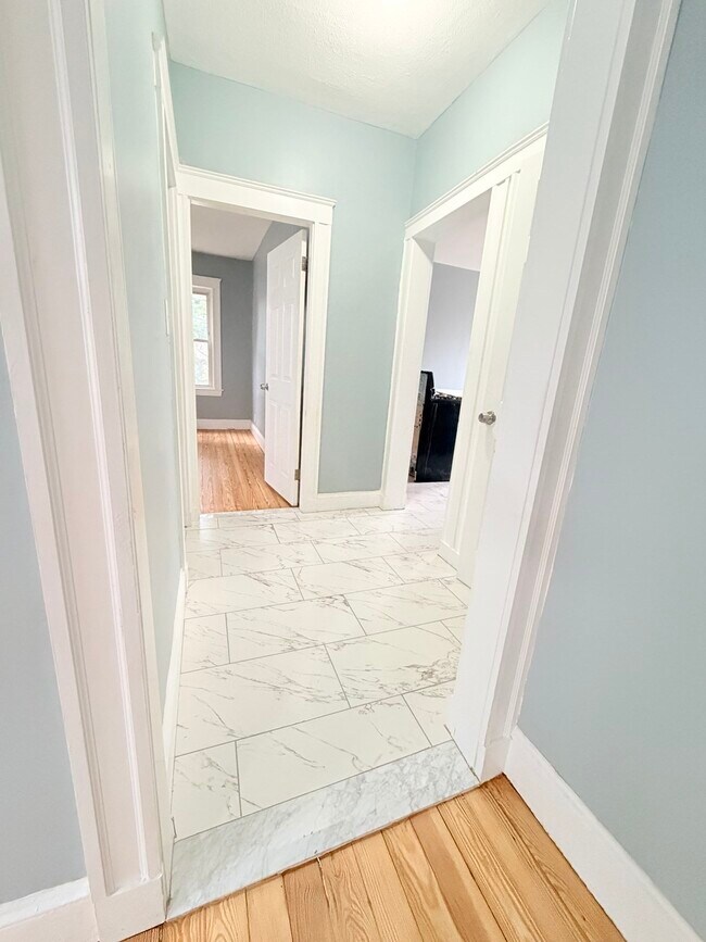 7 Crowell St Unit 3