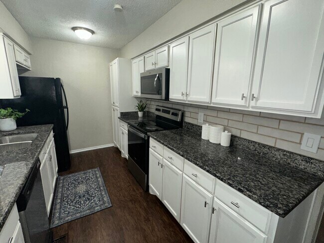 Photo - 5019 Blanchard Dr