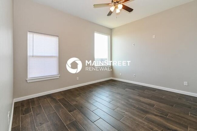 4 Bedroom Pet-Friendly Home in Oklahoma City, OK with Main Street Renewal