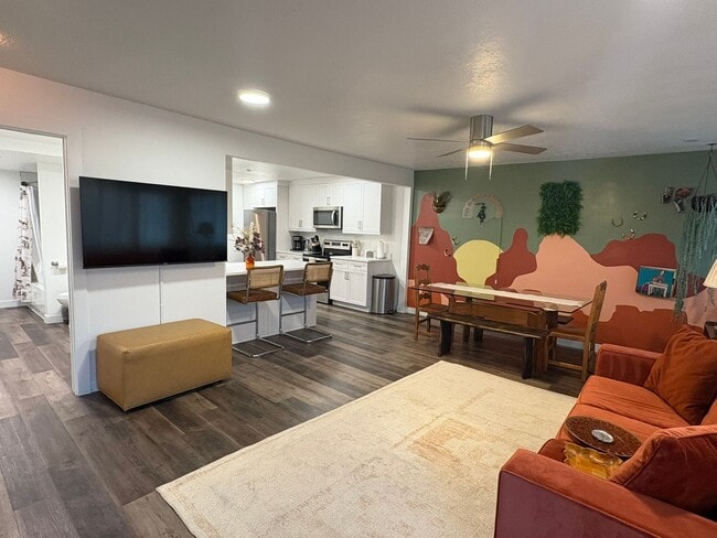 Photo - 380 Utah Ave Unit B