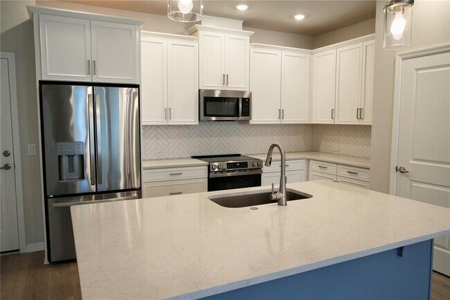 Photo - 4329 Roush Ave