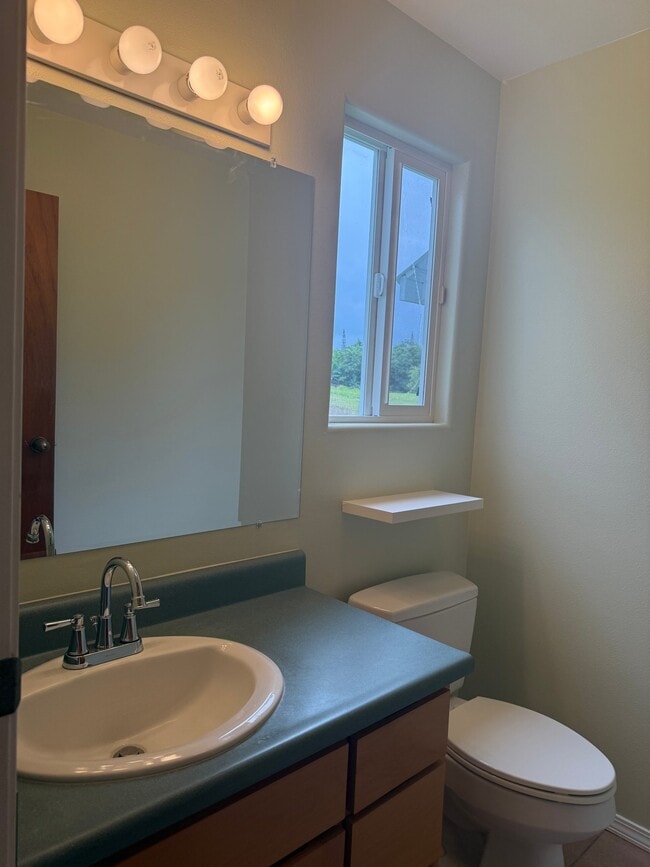 16-134 Pohaku Dr