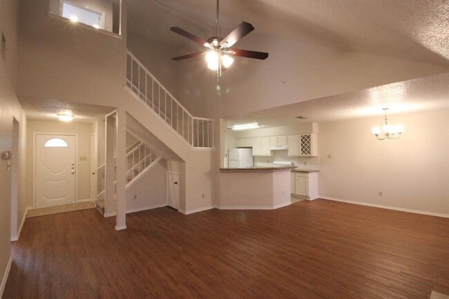 Photo - 8202 Los Ranchos Dr