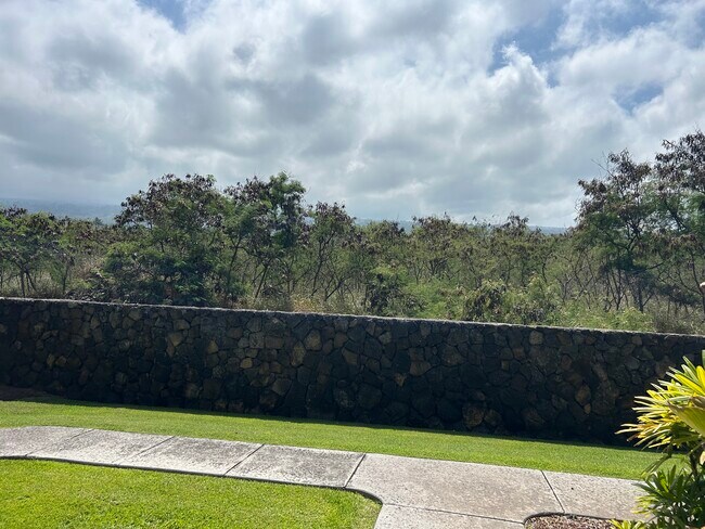 Mauka view at Entryway - 75-6009 Alii Dr Unit Kona Sea Ridge H-1