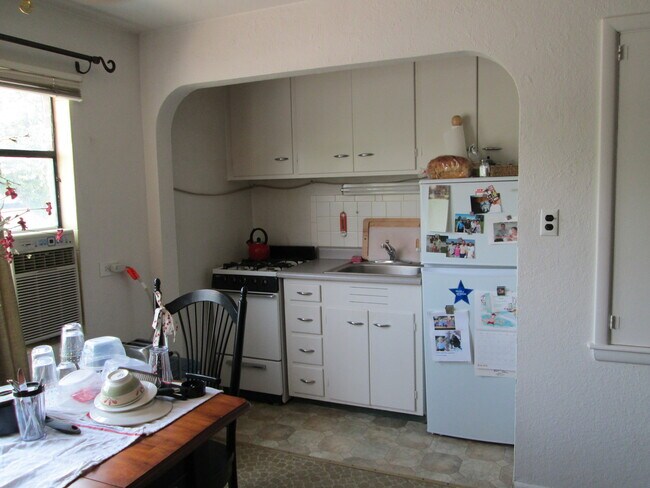 Photo - 425 Coffman St Unit 425 Coffman Street #2