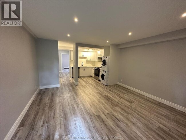 Photo - 200 Emma St Unité 6