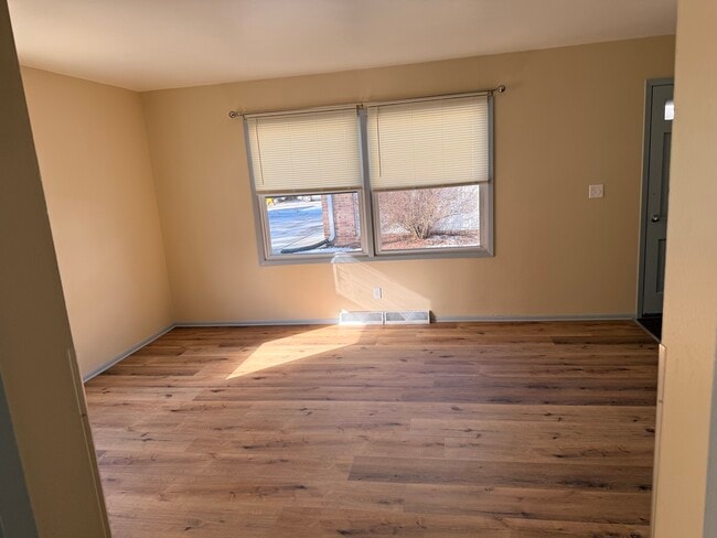 Photo - 12233 W Dearbourn Ave